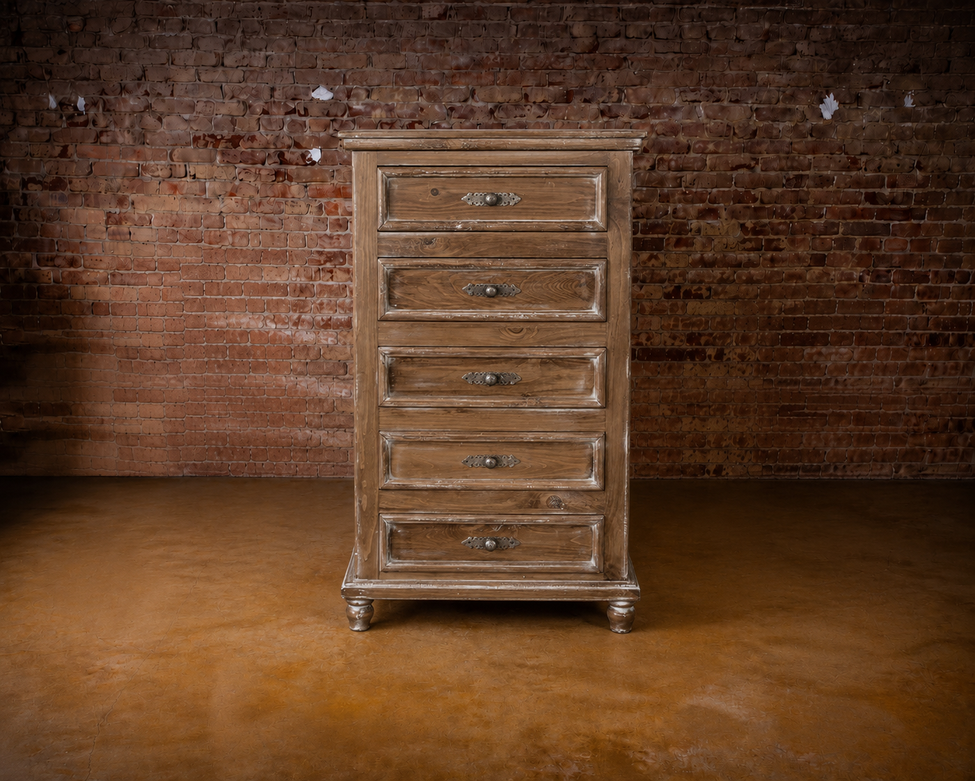 Rio Hondo Chest
