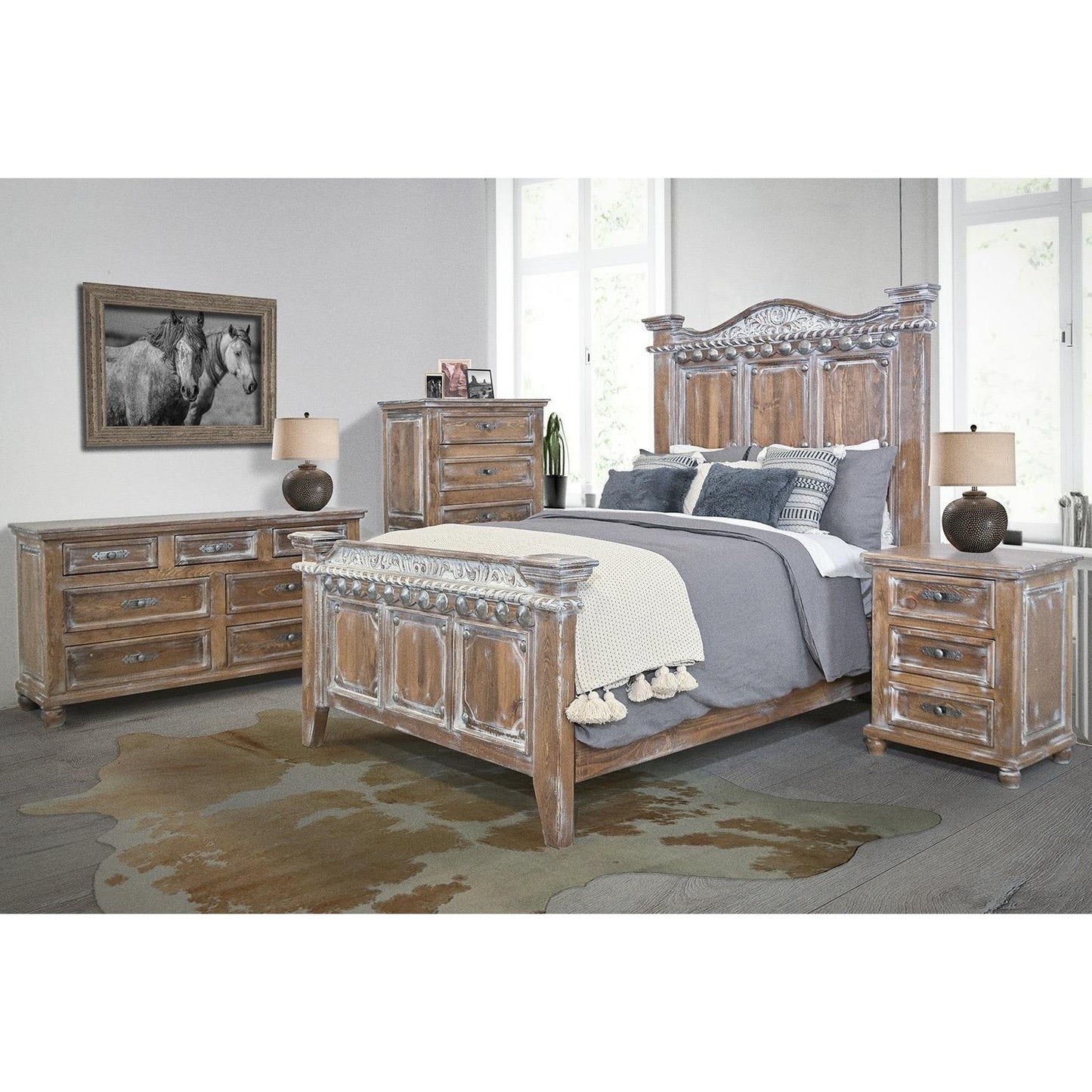 Ideal for a country-style home or cabin, the Rio Hondo Bed adds rustic elegance with its conchos and classic shape. Crafted with a timeless design, this bed is sure to bring a timeless look to any bedroom.