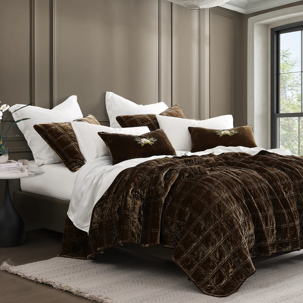 Velvet Double Box Stitch Quilt Set