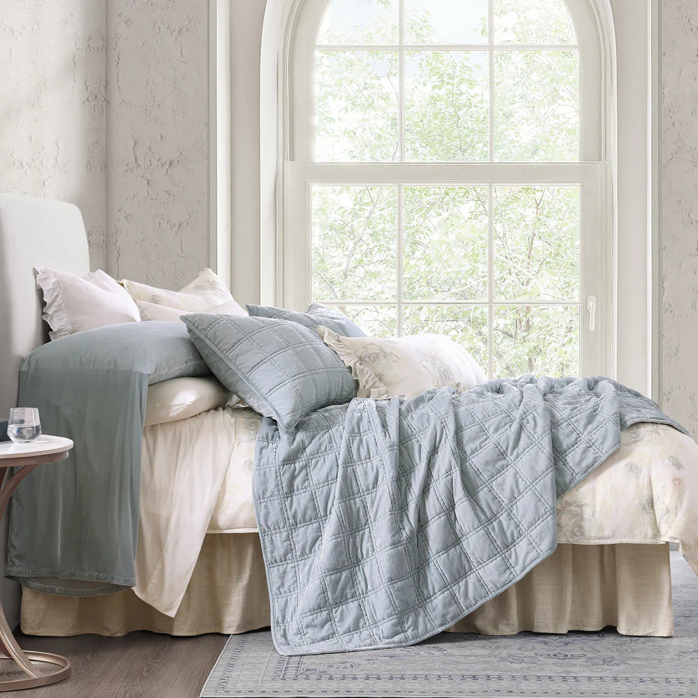 Velvet Double Box Stitch Quilt Set