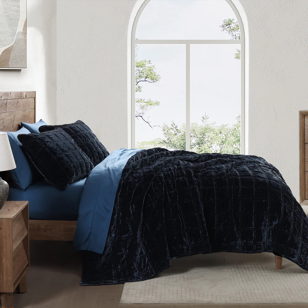 Velvet Double Box Stitch Quilt Set