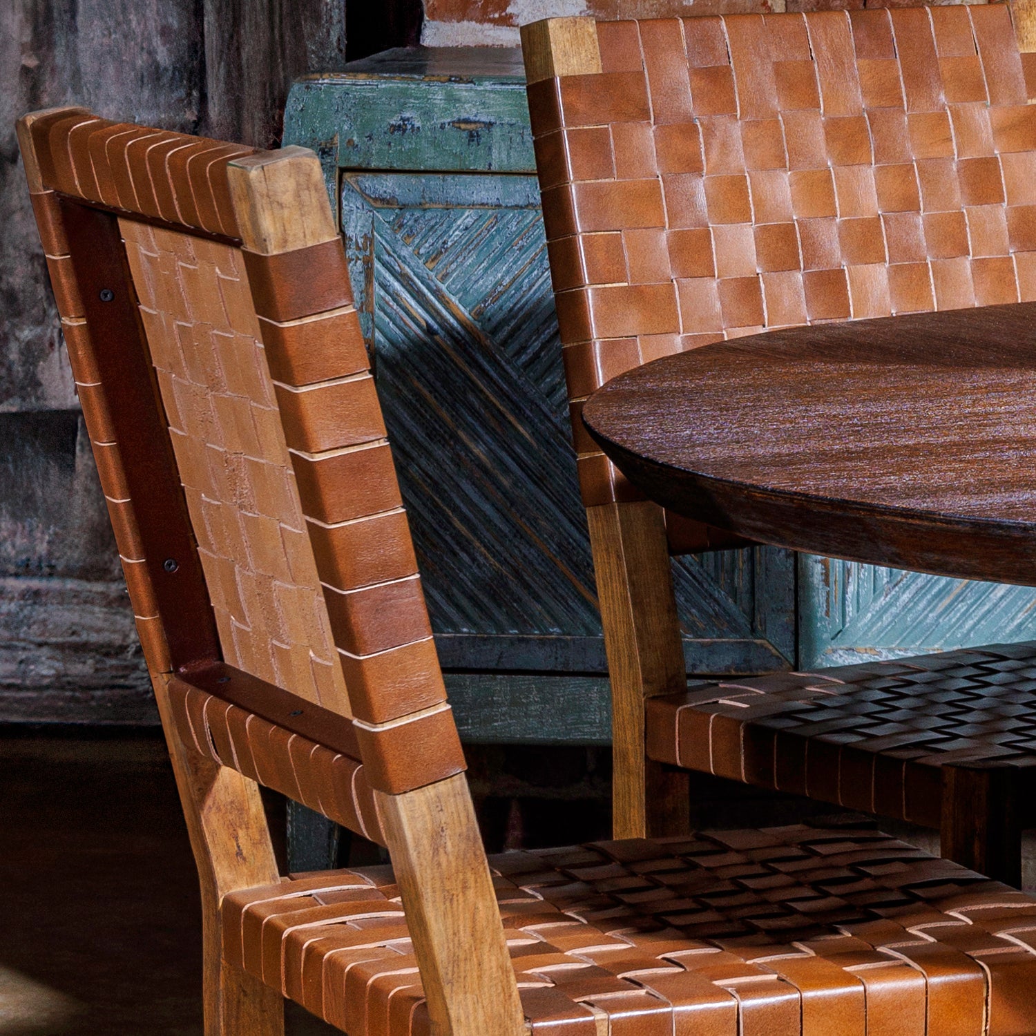 Lucca Round Dining Table