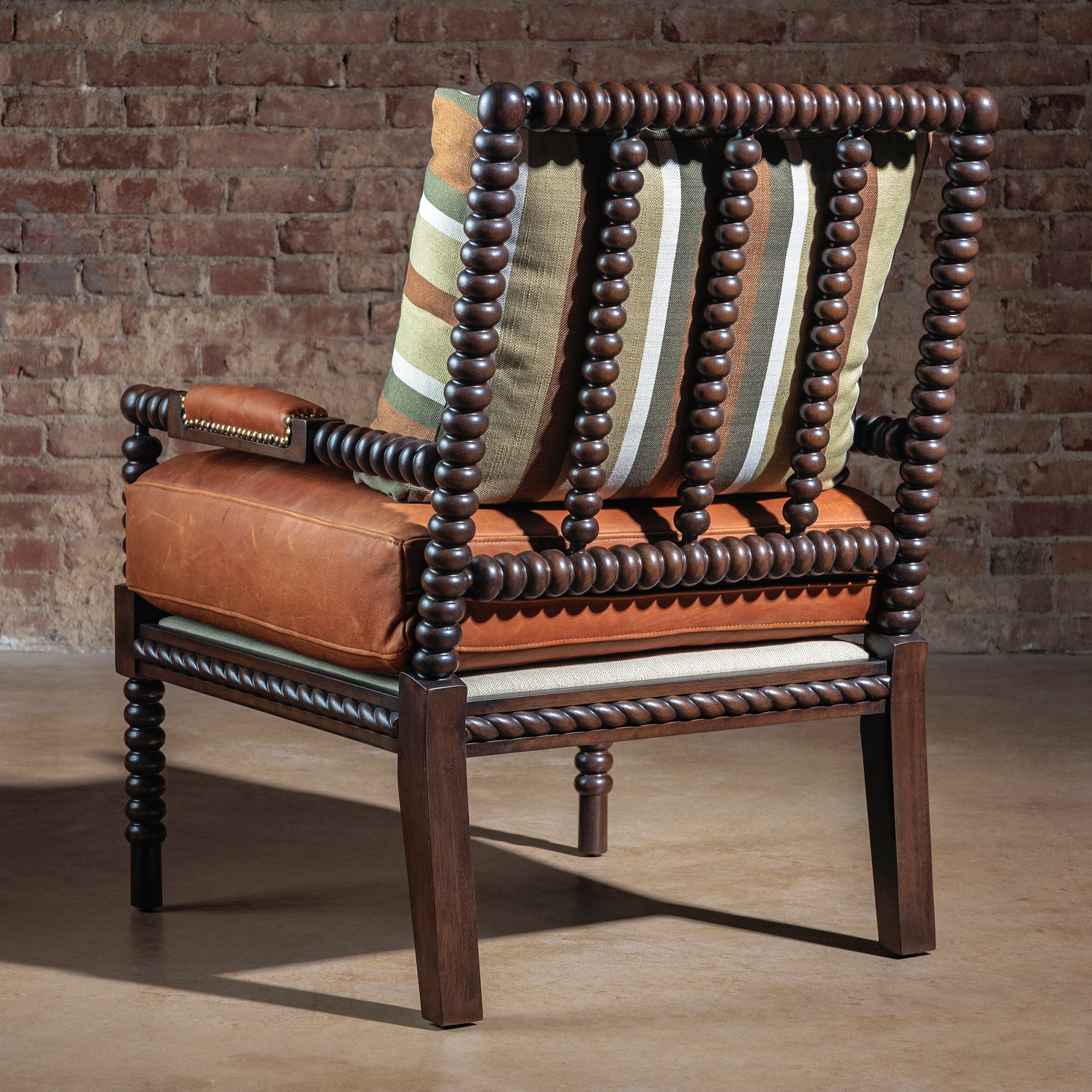 custom-western-leather-chair-back-view