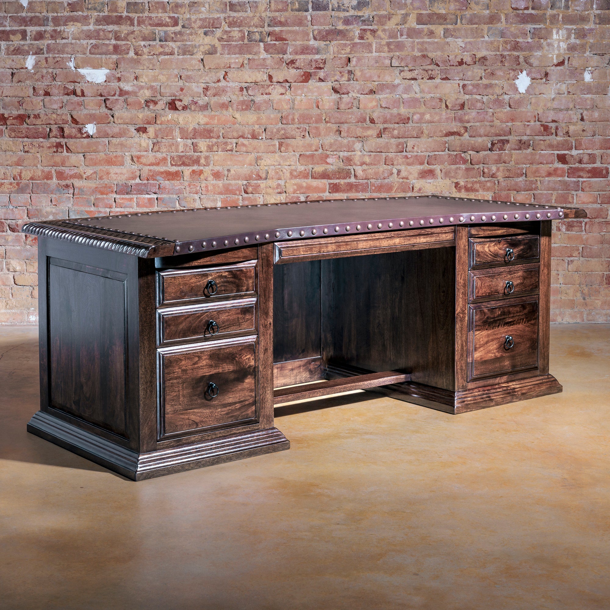 High Plains executive desk with drawers and leather writing surface