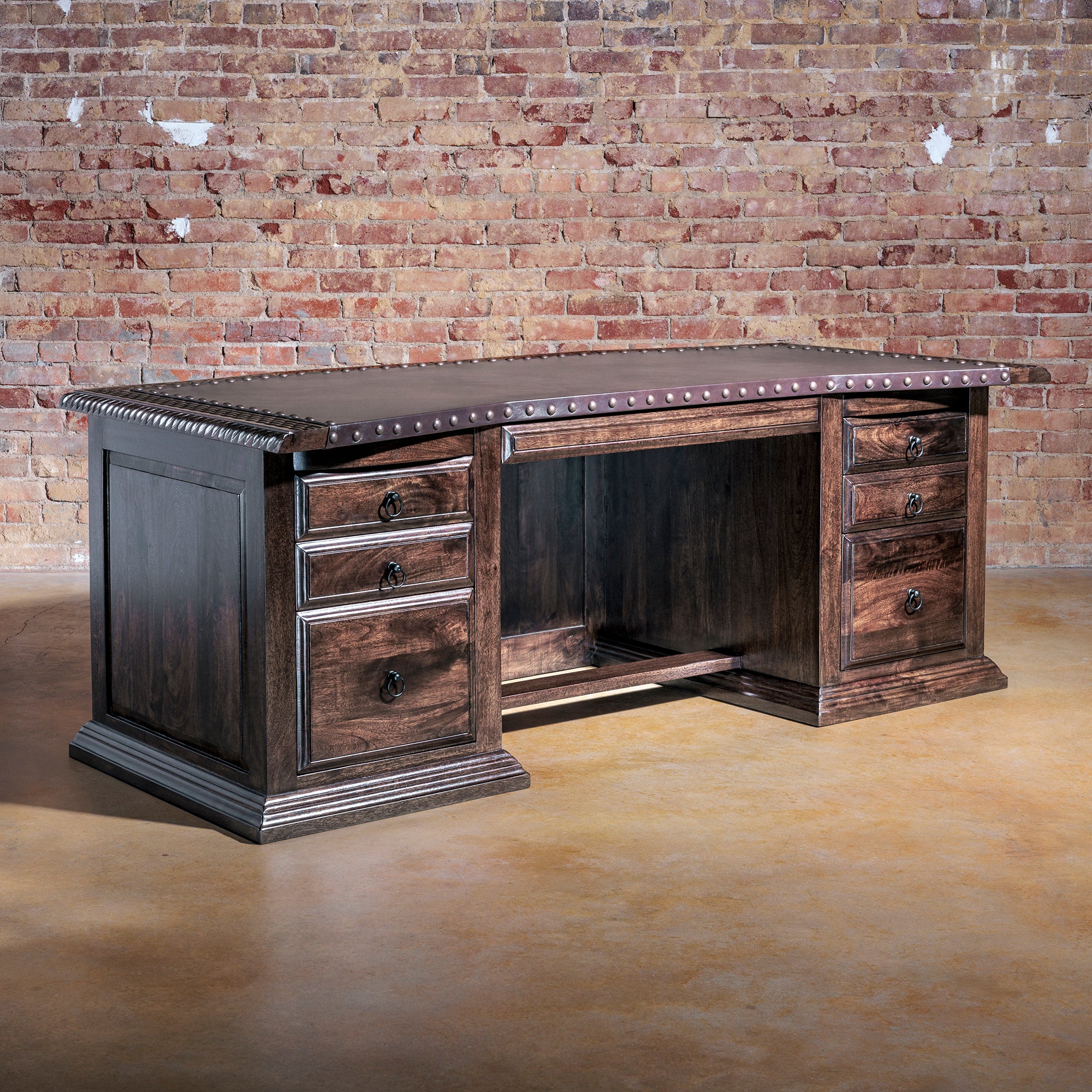 High Plains executive desk with drawers and leather writing surface