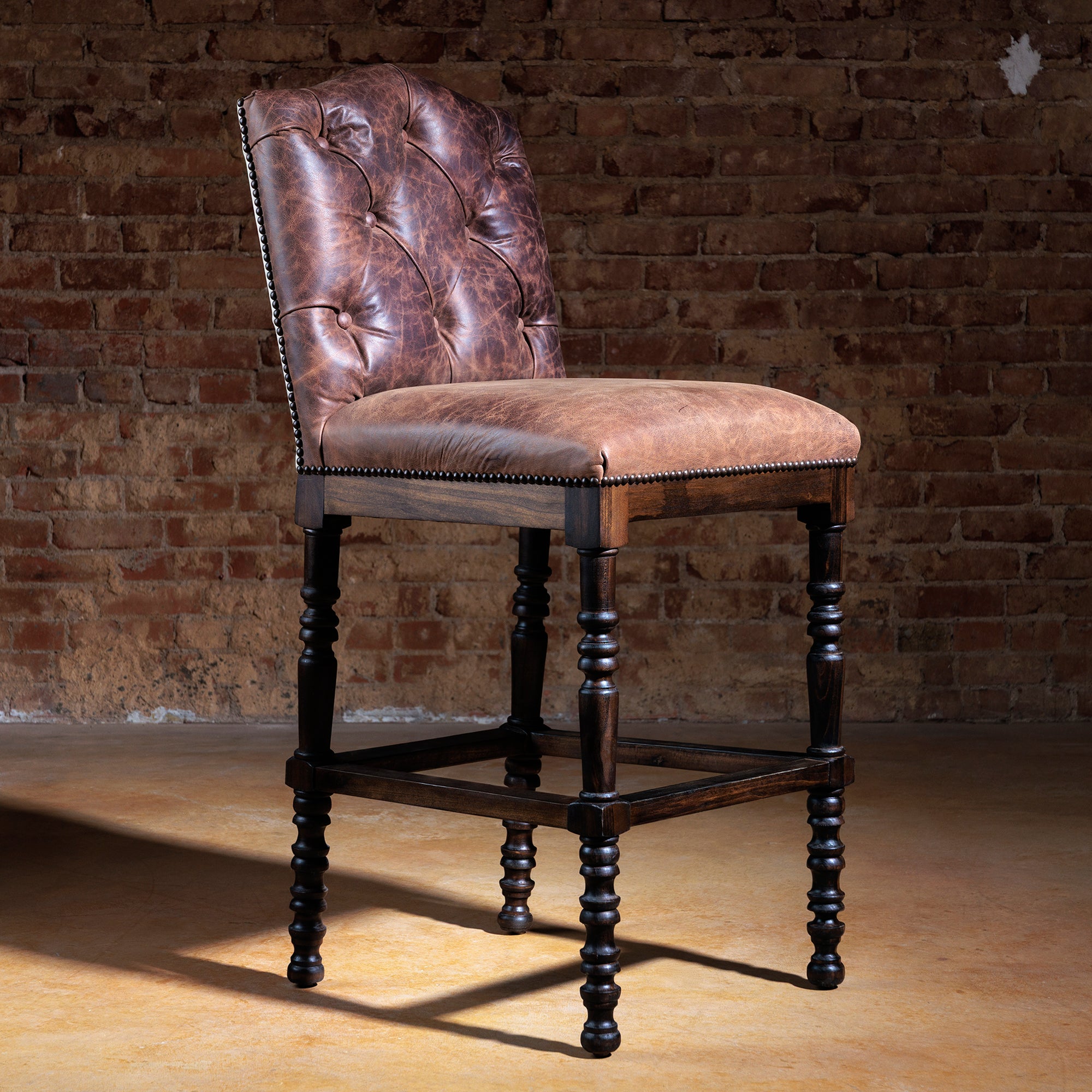 Longhorn Heritage Bar Stool – tufted leather Western bar chair with spindle legs