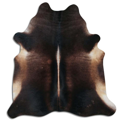 This high-quality cowhide rug is expertly crafted from authentic cowhide sourced from Brazil. With its natural durability and unique pattern, it adds a touch of sophistication and warmth to any room. Experience the luxurious feel of genuine cowhide in your home.

The cowhide in the photo is the one you will receive!&nbsp;