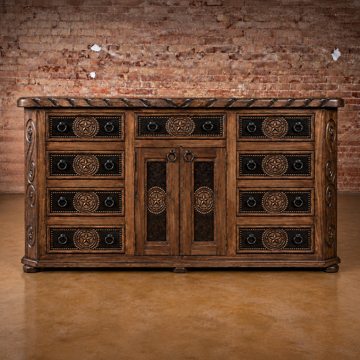 XL Cowhide Rope & Star Dresser