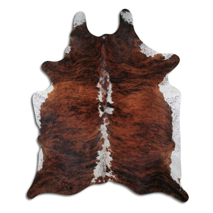This high-quality cowhide rug is expertly crafted from authentic cowhide sourced from Brazil. With its natural durability and unique pattern, it adds a touch of sophistication and warmth to any room. Experience the luxurious feel of genuine cowhide in your home.

The cowhide in the photo is the one you will receive!