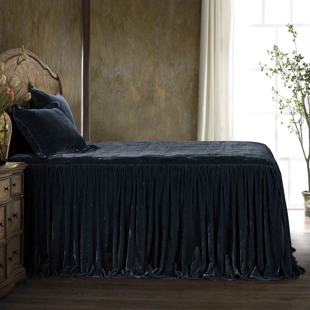Velvet Bedspread Set