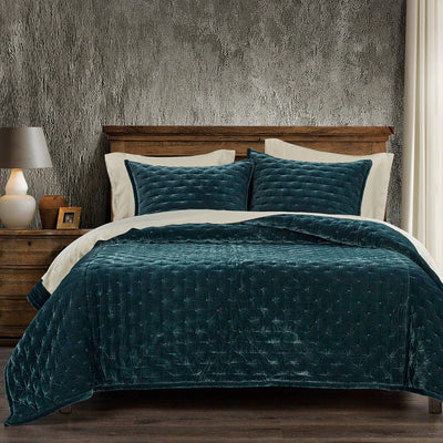 Stella Velvet Quilt Set