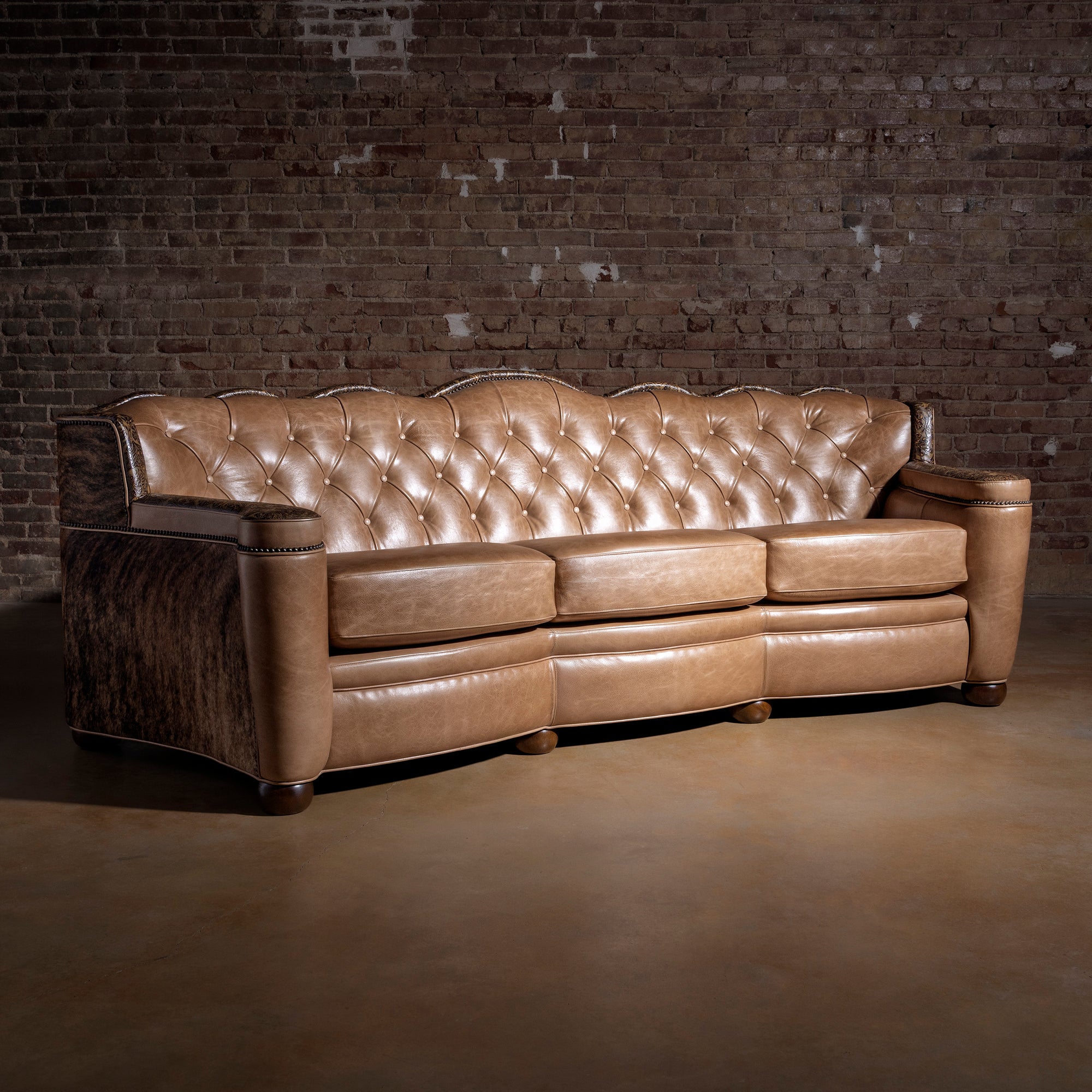 Carriage House Brindle Sofa