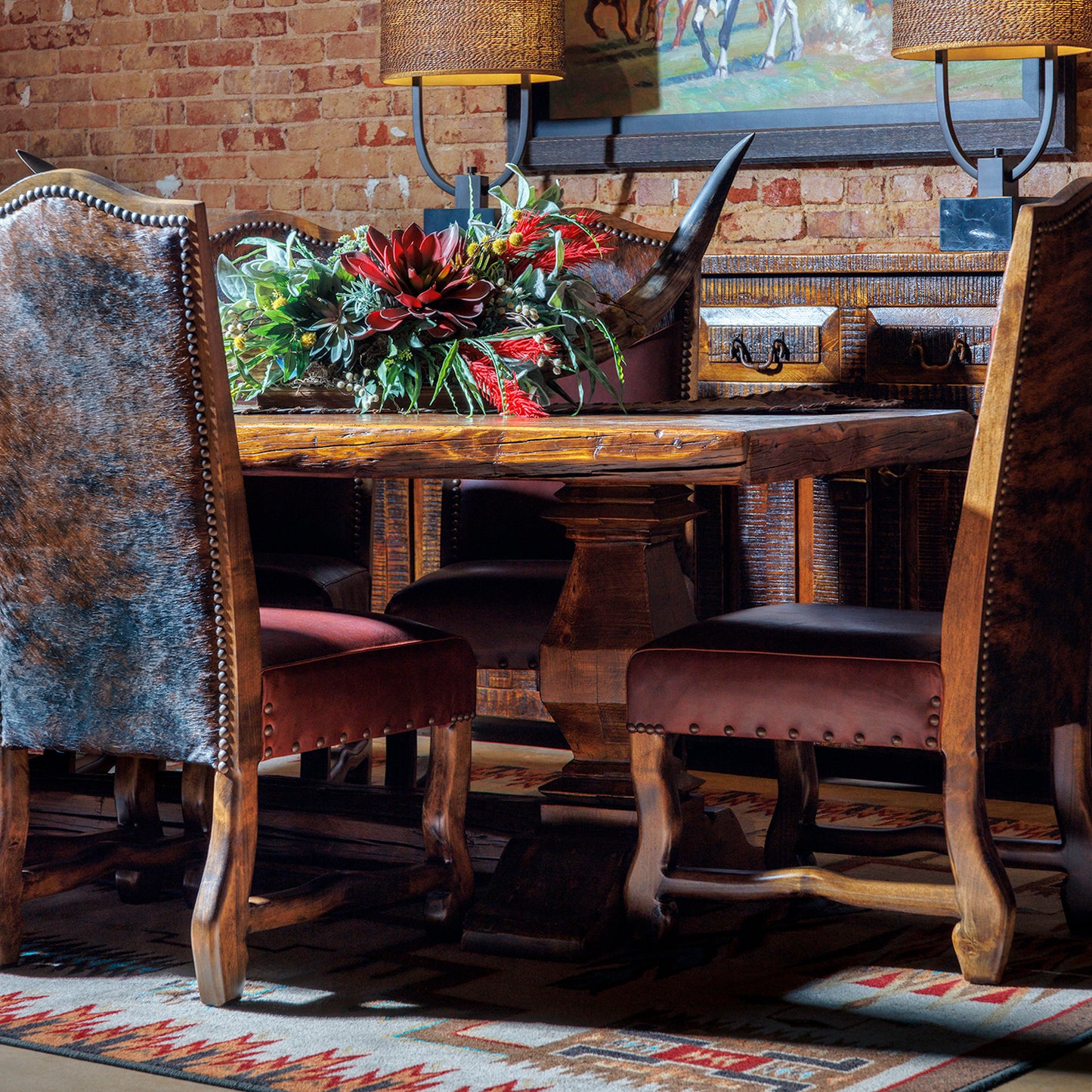 Old Fashion Wood Dining Table