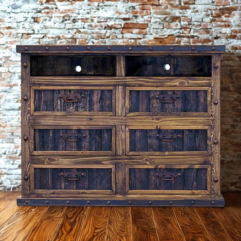 Finca Media Dresser