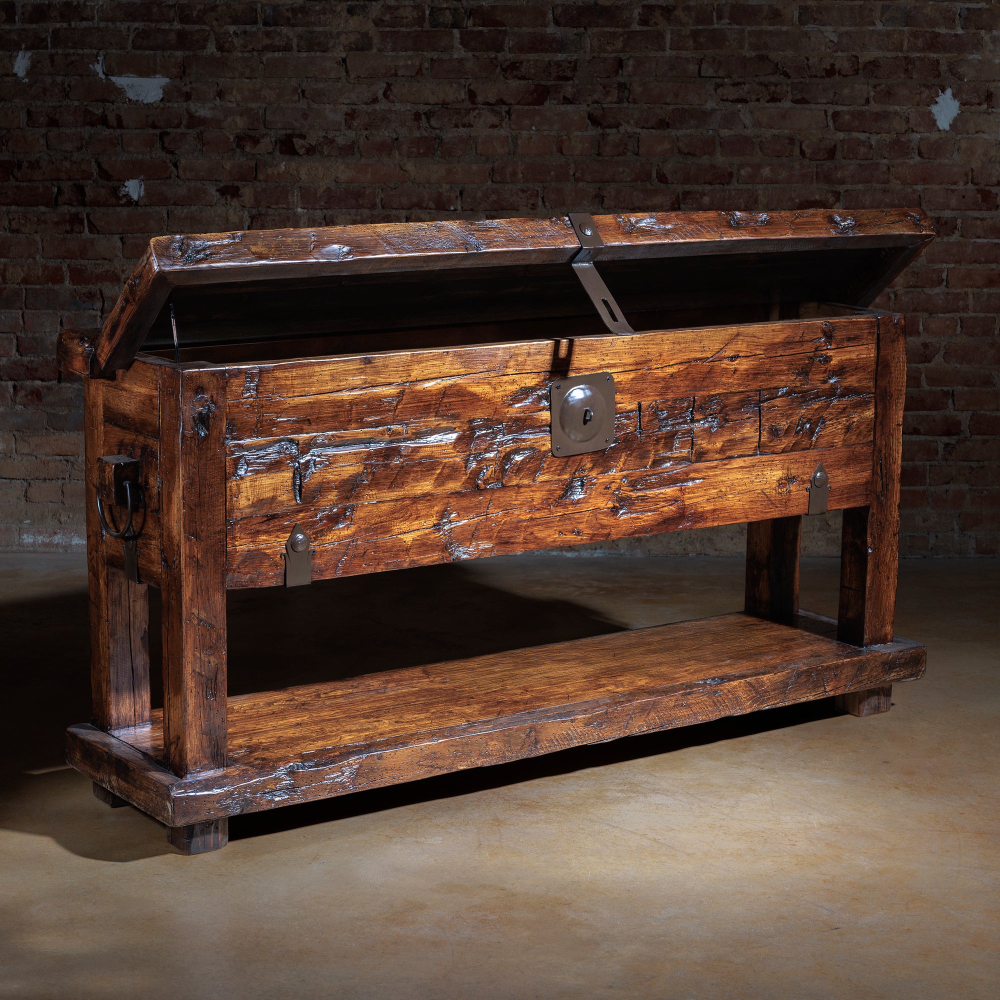 Rustic Western console table with open hinged top storage compartment
