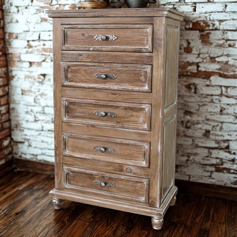 Rio Hondo Chest