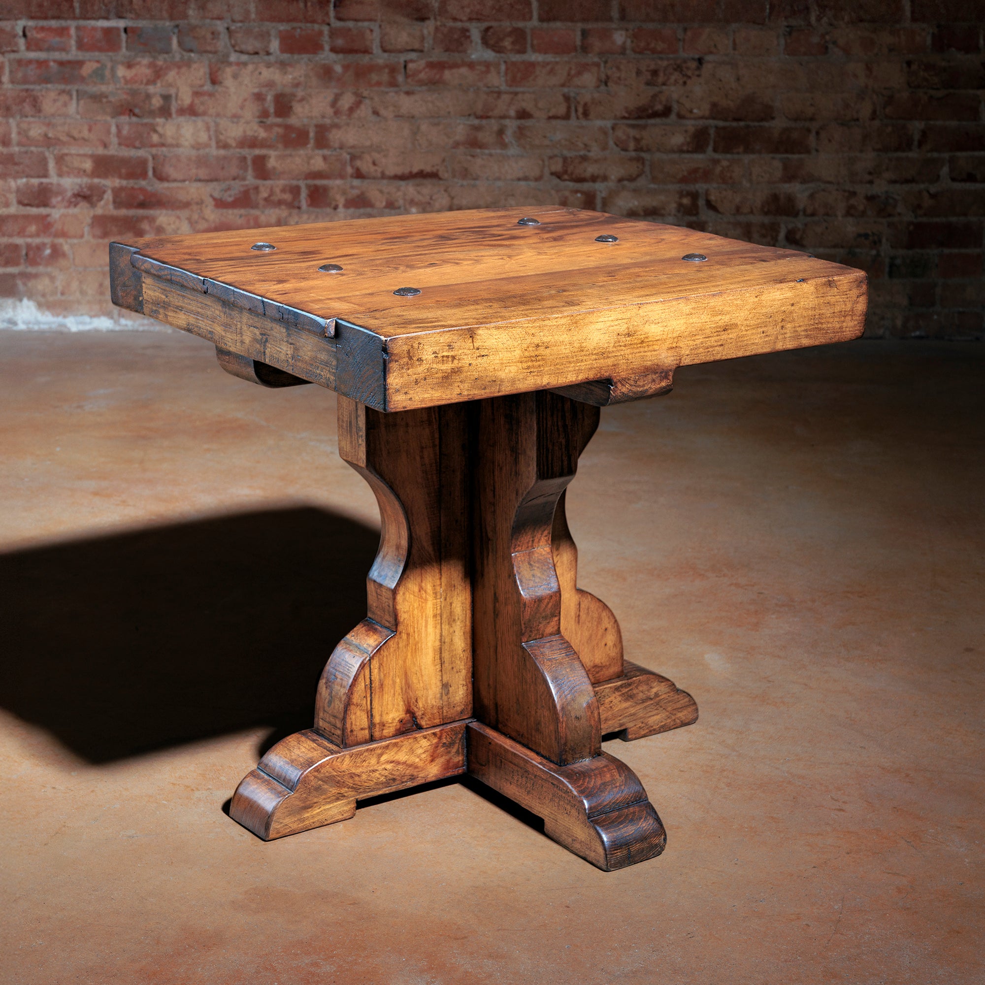 Ruidosa End Table