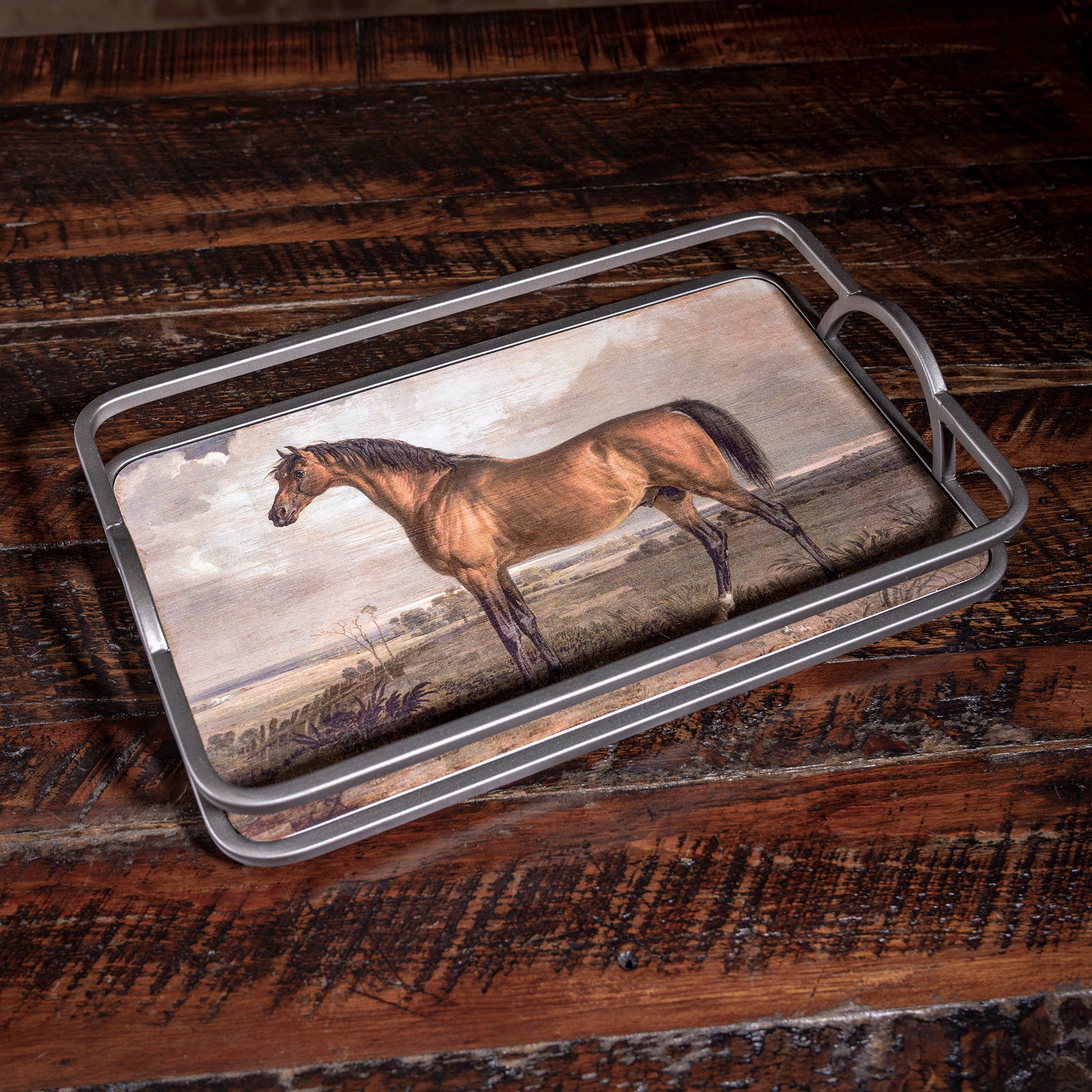 Western serving tray with horse artwork — rustic yet refined décor for ranch homes and cowboy-inspired kitchens.
